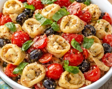 Roasted Red Pepper and Parmesan Tortellini Salad